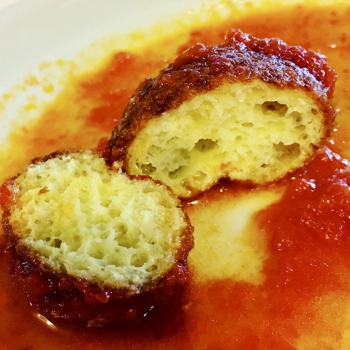Le Pallotte Cace e Ove abruzzese della famiglia Travaglini a Casoli (CH ...